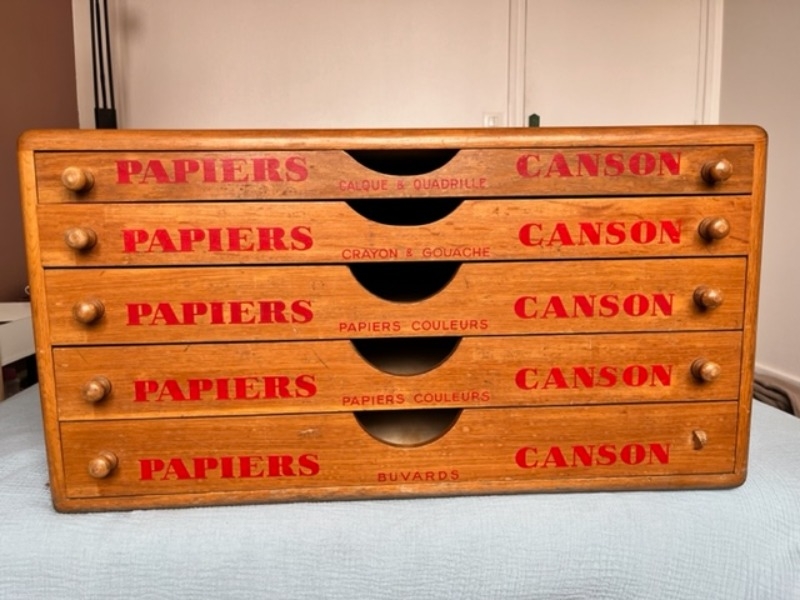 Meuble à dessin canson