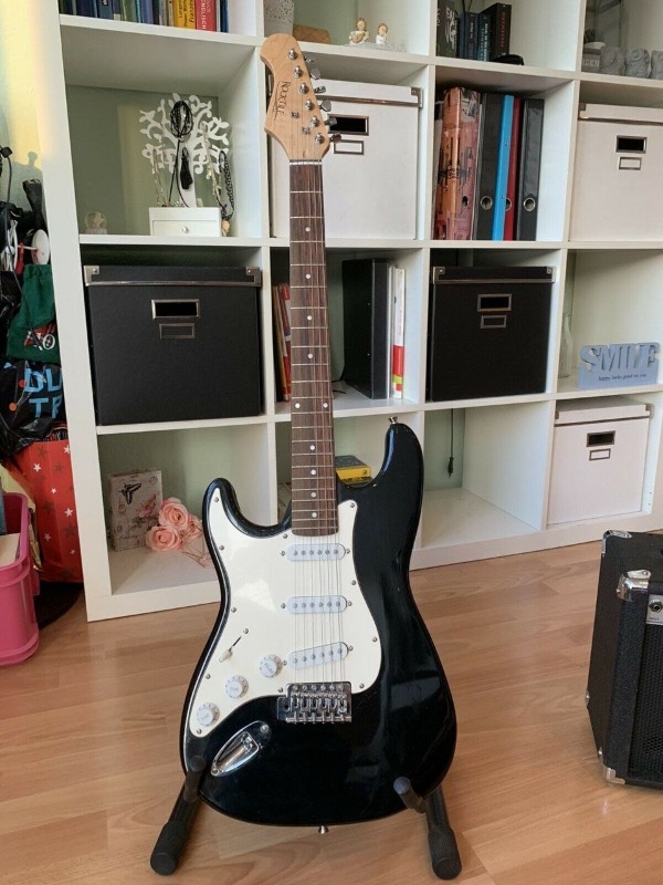 Une guitare électrique