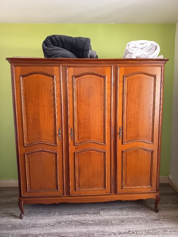 Armoire